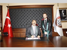 YEŞİLBOĞAZ: “HUKUK KURALLARI, ‘AMASIZ’, ‘FAKATSIZ’ HERKESE EŞİT UYGULANMALI”