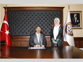 YEŞİLBOĞAZ: “HUKUK KURALLARI, ‘AMASIZ’, ‘FAKATSIZ’ HERKESE EŞİT UYGULANMALI”