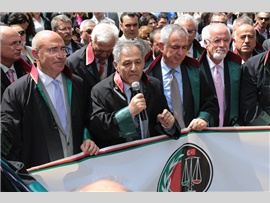 ANKARA BAROSU BAŞKANI AV. HAKAN CANDURAN’A YAPILAN SALDIRI PROTESTO EDİLDİ