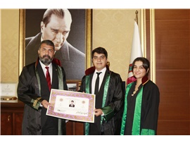 EN ZOR ŞARTLARDA DAHİ MESLEĞİ VE MESLEKTAŞINIZI SAVUNUN