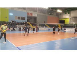 MERSİN BAROSU VOLEYBOL TURNUVASI YARI FİNAL MAÇLARI TAMAMLANDI