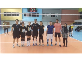 MERSİN BAROSU VOLEYBOL TURNUVASI YARI FİNAL MAÇLARI TAMAMLANDI