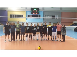 MERSİN BAROSU VOLEYBOL TURNUVASI YARI FİNAL MAÇLARI TAMAMLANDI