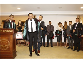 18 STAJYER AVUKATIMIZ CÜBBE GİYDİ