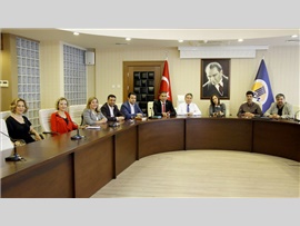 MERSİN BAROSU İLE MERSİN ÜNİVERSİTESİ İŞBİRLİĞİ İÇİN BİR ARAYA GELDİ