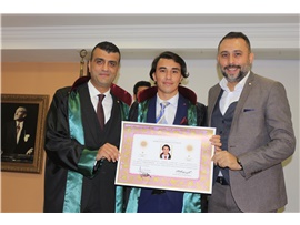 ADALET MÜCADELESİ İÇİN CÜBBE GİYDİLER