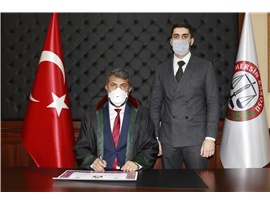 BAŞKANIMIZ YEŞİLBOĞAZ: “CÜBBEMİZİN DÜĞMESİ OLMADIĞINI UNUTMAYIN”
