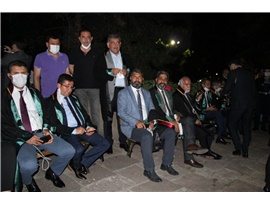 BARO BAŞKANLARI TBMM ÖNÜNDE OTURMA EYLEMİNDE