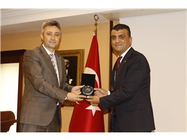 HUKUKÇULARA YÖNELİK MESLEK İÇİ EĞİTİM PROGRAMI DÜZENLENDİ