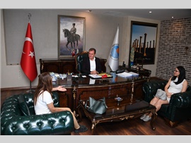 MERSİN BAROSU VE MERSİN BÜYÜKŞEHİR BELEDİYESİ SOKAK HAYVANLARI İÇİN BİR ARAYA GELDİ