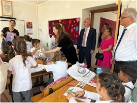 BAĞLARBAŞI İLKOKULU ÖĞRENCİLERİNE HEDİYELERİ VERİLDİ