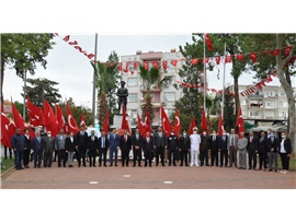 MERSİN BAROSU İLÇE TEMSİLCİLİKLERİMİZ CUMHURİYET BAYRAMI ÇELENK SUNMA TÖRENİNE KATILDI