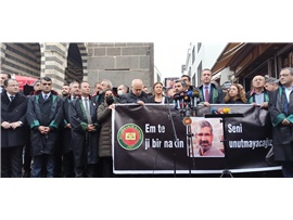 AV. TAHİR ELÇİ DİYARBAKIR’DA ÖLDÜRÜLDÜĞÜ YERDE ANILDI