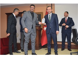 MÜLTECİ HAKLARINDA UYGULAMADA YAŞANAN HUKUKİ SORUNLAR VE ÇÖZÜMLERİ MASAYA YATIRILDI