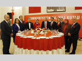 BARO BŞK. AV. ALİ ER, MERSİN VALİLİĞİ’NİN CUMHURİYET RESEPSİYONU’NA KATILDI