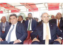 BARO BAŞKANIMIZ AV. BİLGİN YEŞİLBOĞAZ, CUMHURİYET COŞKUSUNU MERSİN HALKIYLA BİRLİKTE KUTLADI