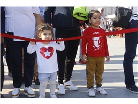 BARO BAŞKANIMIZ AV. BİLGİN YEŞİLBOĞAZ, CUMHURİYET COŞKUSUNU MERSİN HALKIYLA BİRLİKTE KUTLADI