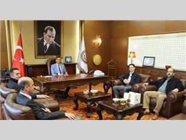 Mersin Eğitimciler Birliği Sendikası Başkanı ve Yönetim Kurulu, Başkanımızı makamında ziyaret ettiler.