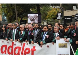 ADALET NÖBETİ TAHİR ELÇİ ANISINA DİYARBAKIR’DA TUTULDU