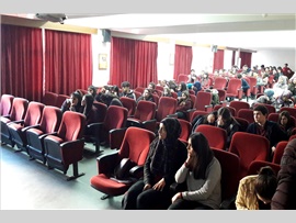 AV. KAMİL EKİNCİ: “ÇOCUKLAR DÜNYANIN GELECEĞİDİR”