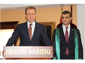 STAJYER AVUKATLAR CÜBBE GİYDİ