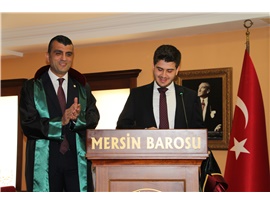 STAJYER AVUKATLAR CÜBBE GİYDİ