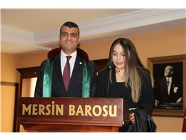STAJYER AVUKATLAR CÜBBE GİYDİ