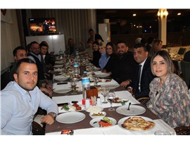 AVUKATLARIMIZ ANAMUR’DA, AVUKATLAR GÜNÜ YEMEĞİNDE BİR ARAYA GELDİ