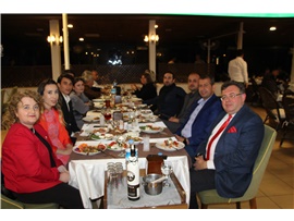 AVUKATLARIMIZ ANAMUR’DA, AVUKATLAR GÜNÜ YEMEĞİNDE BİR ARAYA GELDİ
