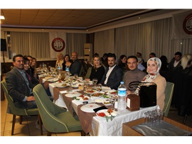 AVUKATLARIMIZ ANAMUR’DA, AVUKATLAR GÜNÜ YEMEĞİNDE BİR ARAYA GELDİ