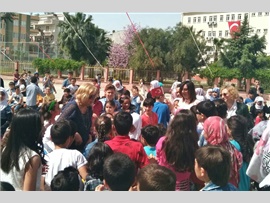 Akdeniz 1 Nolu Geçici Eğitim Merkezinde  Çocuk Bayramı Şenliği Düzenlendi