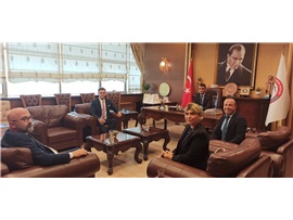 DİVAN MERSİN OTEL YÖNETİMİNDEN BAŞKANIMIZ GAZİ ÖZDEMİR’E ZİYARET