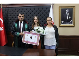 STAJYER AVUKATLARIMIZ, AVUKATLIK RUHSATNAMELERİNE KAVUŞTU