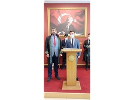 HUKUKUN ÜSTÜNLÜĞÜ İÇİN YEMİN ETTİLER