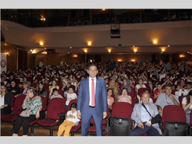 MERSİN BAROSU AVUKATLARI, ÇOCUKLAR İÇİN SAHNEYE ÇIKTI