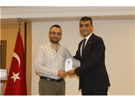 MERKEZ, KOMİSYON VE KULÜP BAŞKANLARIMIZA TEŞEKKÜR PLAKETİ TAKDİM EDİLDİ