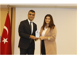 MERKEZ, KOMİSYON VE KULÜP BAŞKANLARIMIZA TEŞEKKÜR PLAKETİ TAKDİM EDİLDİ