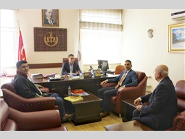 “MESLEKTAŞLARIMIZA FAYDALI PROJELER ÜRETİYORUZ”