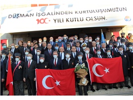MERSİN’İMİZİN KURTULUŞ GÜNÜNÜ TÖRENLE KUTLADIK