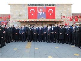 MERSİN’İMİZİN KURTULUŞ GÜNÜNÜ TÖRENLE KUTLADIK