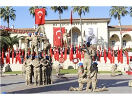 MERSİN'İMİZİN KURTULUŞUNU COŞKUYLA KUTLADIK