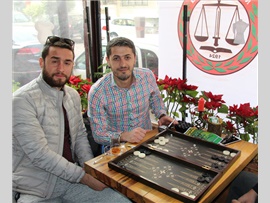 BAROMUZ GELENEKSEL TAVLA TURNUVASI DÜZENLEDİ