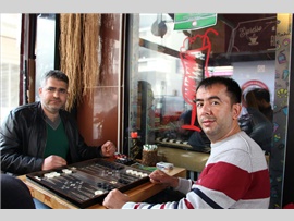 BAROMUZ GELENEKSEL TAVLA TURNUVASI DÜZENLEDİ