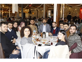 BAŞKANIMIZ VE YÖNETİM KURULUMUZ, STAJYER AVUKATLARIMIZLA BİR ARAYA GELDİ