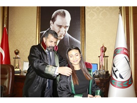 HAK VE HUKUK MÜCADELESİ İÇİN CÜBBE GİYDİLER