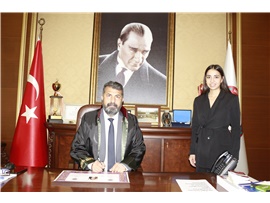 HAK VE HUKUK MÜCADELESİ İÇİN CÜBBE GİYDİLER