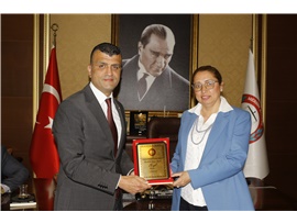 MESLEKTE 25. YILINI DOLDURAN MESLEKTAŞLARIMIZA PLAKET TAKDİM EDİLDİ