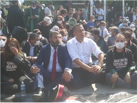 BARO BAŞKANLARINA VE BİNLERCE AVUKATA BİBER GAZLI MÜDAHALE