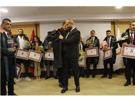 37 STAJYER AVUKATIMIZ CÜBBE GİYDİ