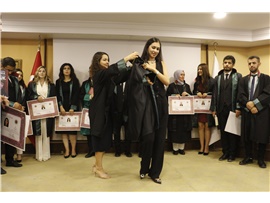 37 STAJYER AVUKATIMIZ CÜBBE GİYDİ